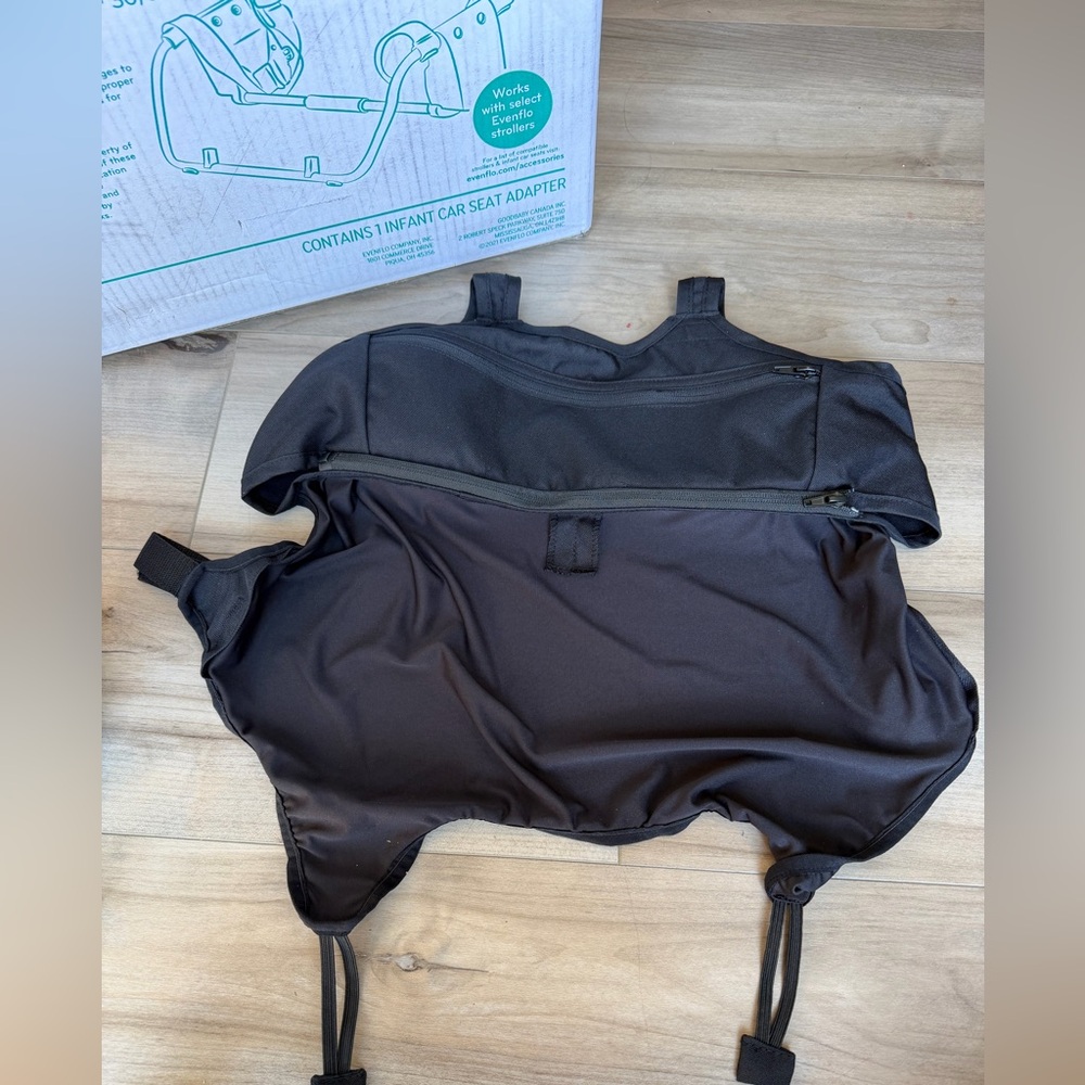 Evenflo Pivot Xpand Adapter for Perego Infant Car Seats, Graco, Chicco, and Peg - Picture 4 of 13